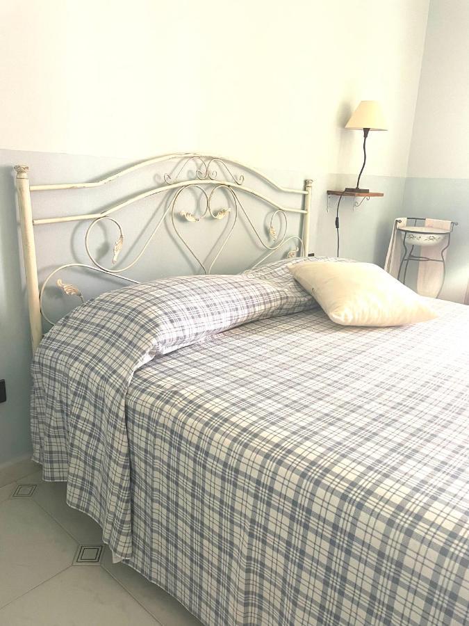 La Gioiosa Apartment Боза Екстериор снимка